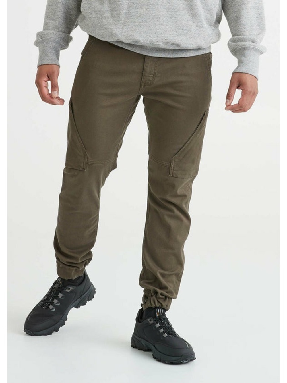 Men's Olive Cargo Jogger Pants with Ankle Drawstrings